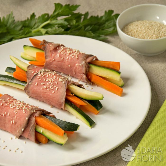  Involtini di roastbeef con verdurine